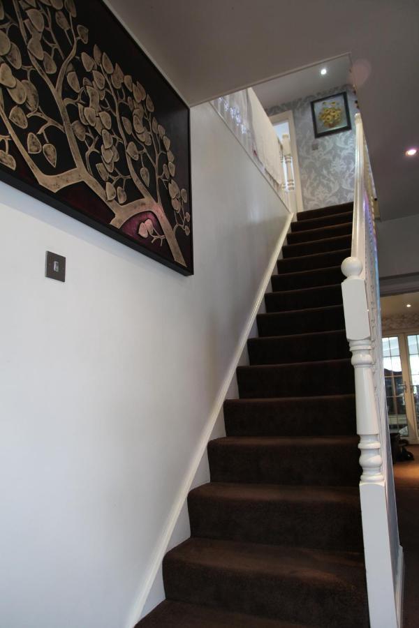 The Caduceus- Residence Chertsey Ngoại thất bức ảnh