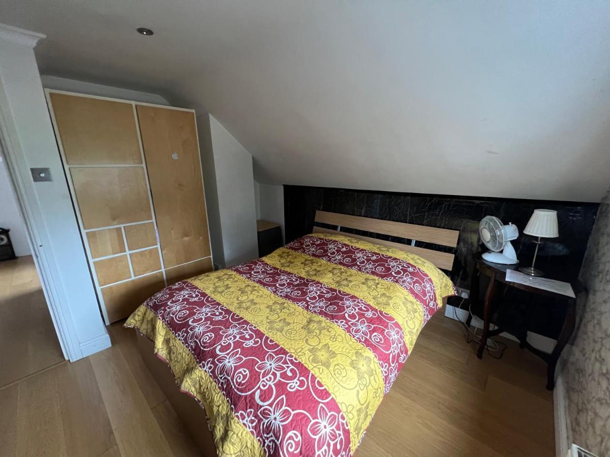 The Caduceus- Residence Chertsey Ngoại thất bức ảnh